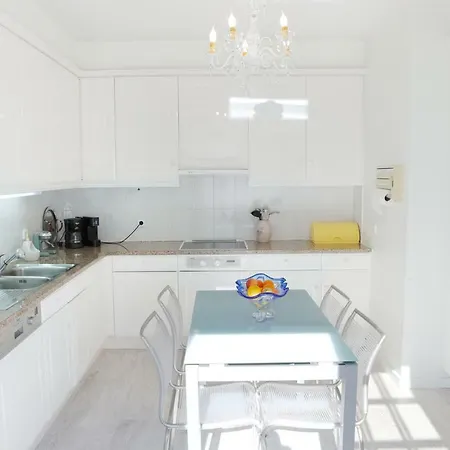 Vale Casa de Férias *